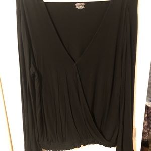 American Eagle Long Sleeve Top